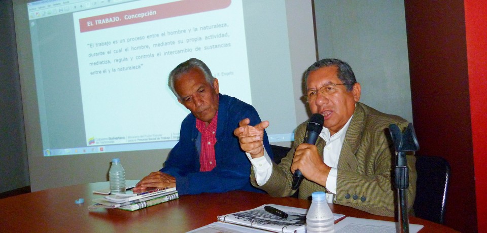 Conversatorio “El trabajo como hecho social” en el Ministerio de Hábitat y Vivienda