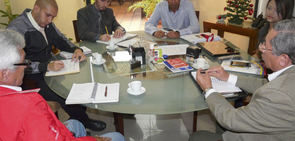 Reunión del Tesorero con profesores de la Escuela de Estadística y Ciencias Actuariales de la UCV