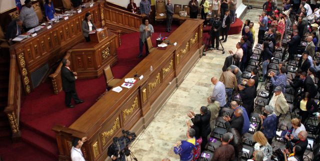 Pueblo venezolano debatirá propuestas para redactar Capítulo Mujer en la Constitución