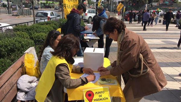 97% de los chilenos rechaza su sistema privado de pensiones