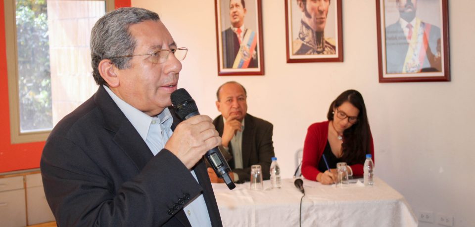 Foro sobre la política exterior de la Revolución Bolivariana se realizó en la Tesorería de Seguridad Social