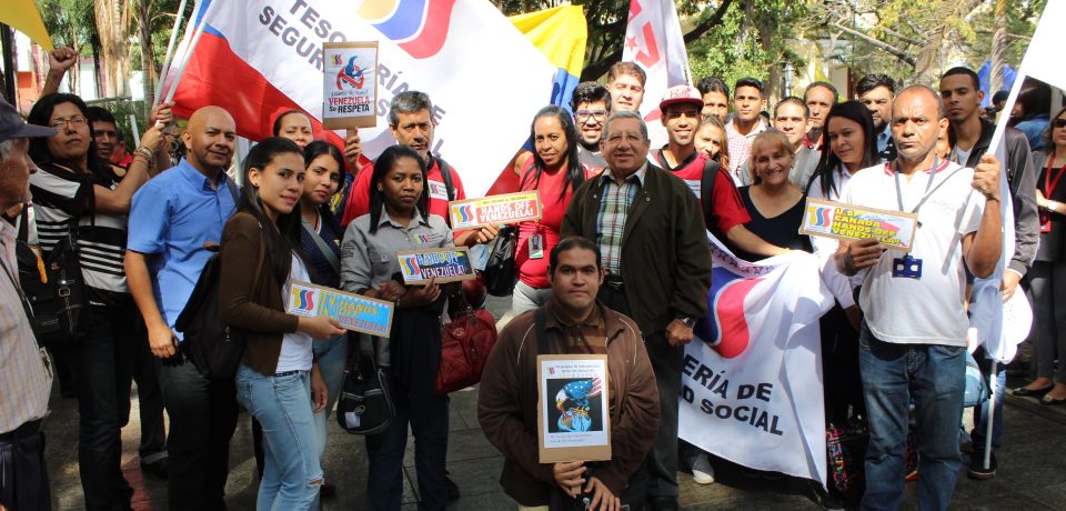 Jornada Internacional «Somos Venezuela: Democracia y Paz» en la Plaza Bolívar de Caracas
