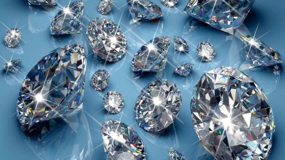 Gobierno firma alianzas con empresas internacionales y nacionales para la producción de diamantes
