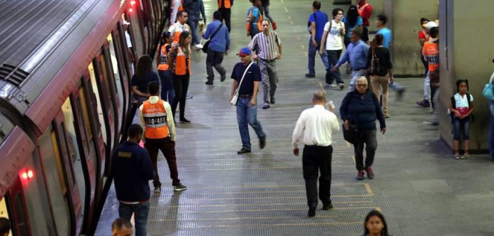 Metro de Caracas, Los Teques, Valencia, Maracaibo y ferrocarril se reactivan este jueves