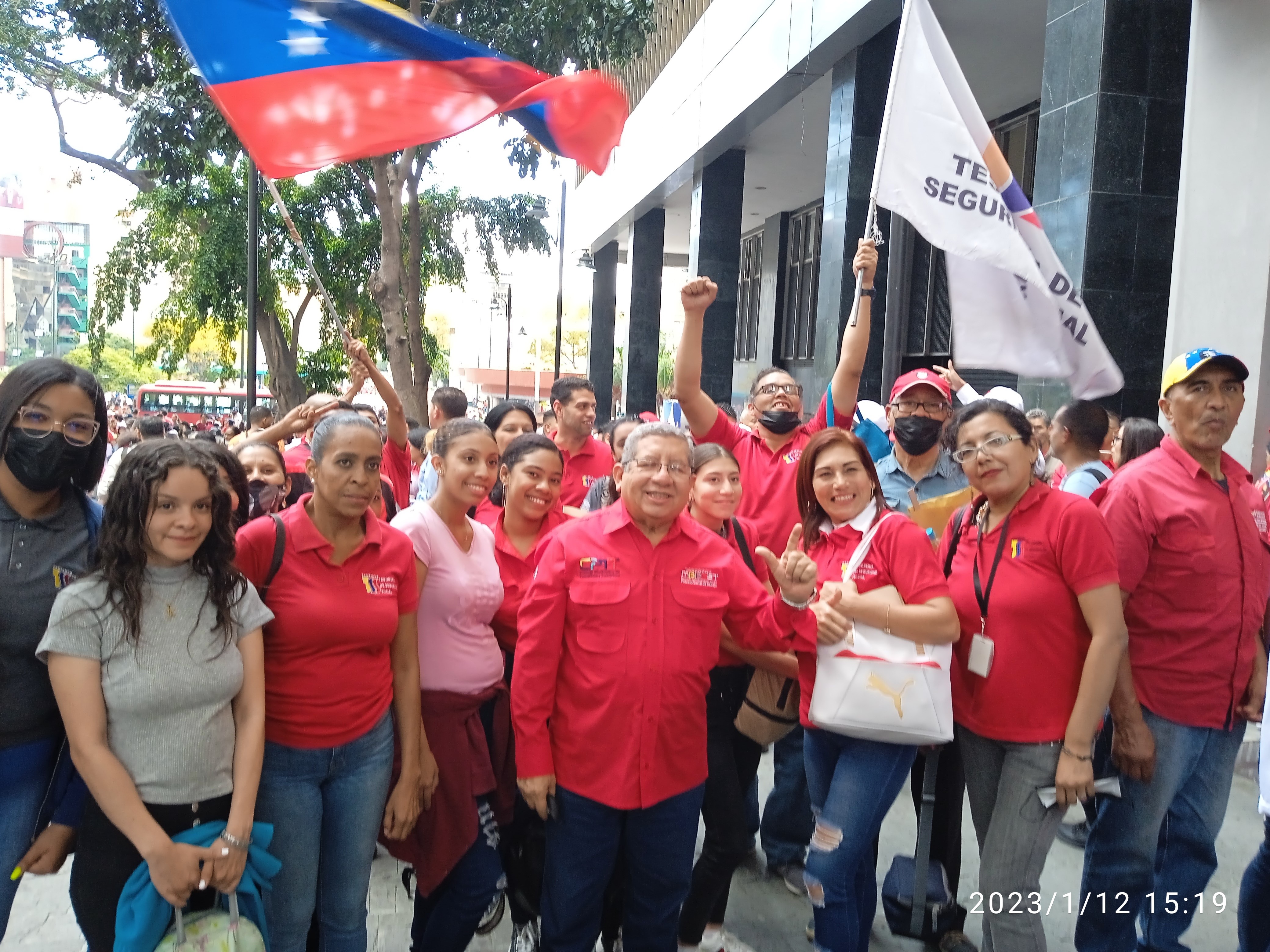 El pueblo se movilizó en respaldo al presidente Maduro